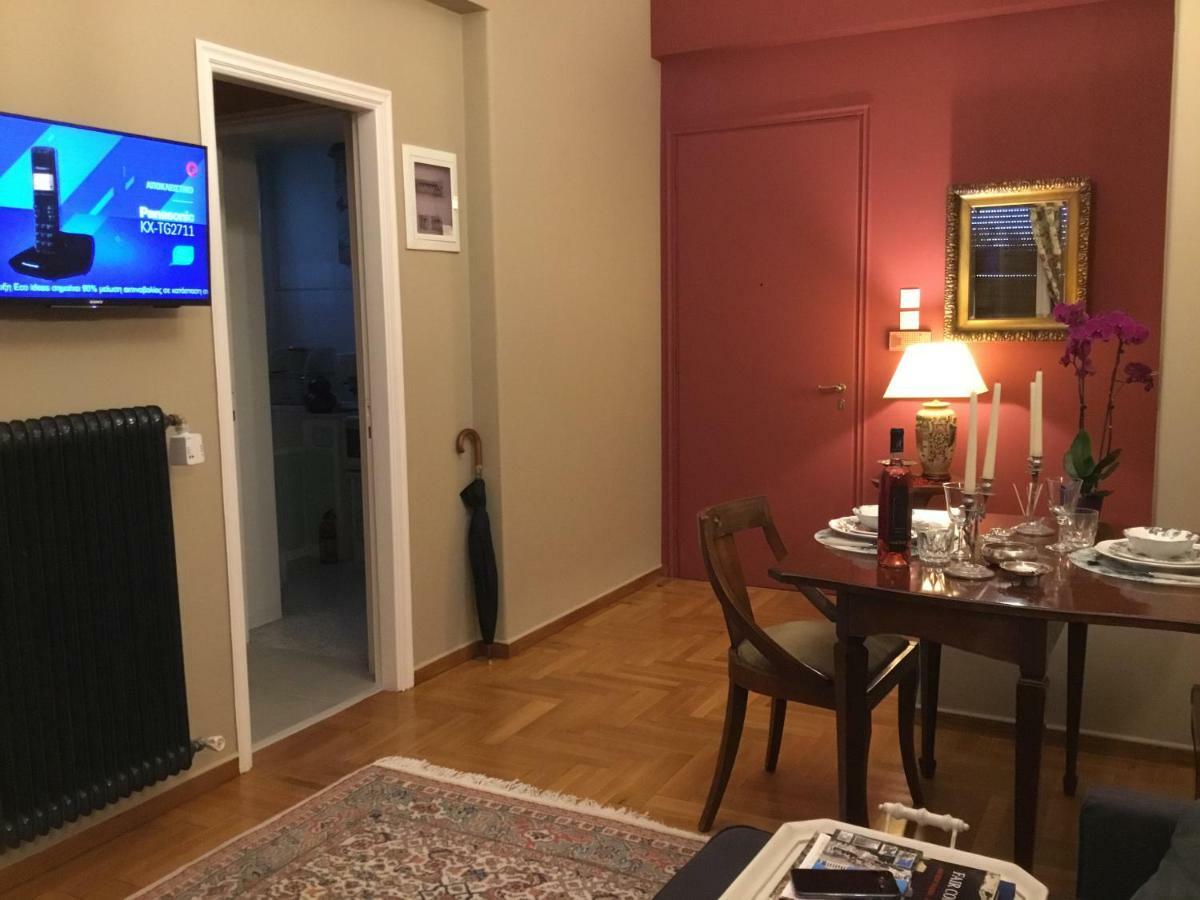 Athens-Plaka, Peter'S Beautiful Apartment In Temple Of Zeus Екстериор снимка